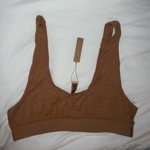 NWT SKIMS Sleep Bralette (Camel)